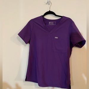 Ultraviolet Figs Scrub Top.